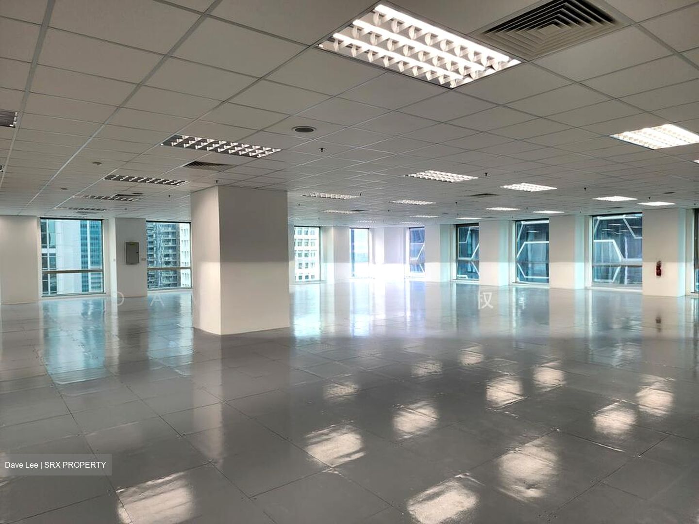 Oue Downtown (D1), Office #570047511